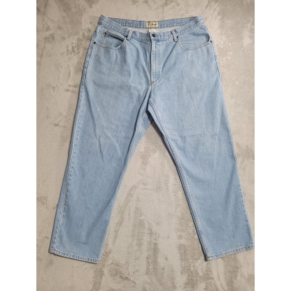 L.L. Bean Natural Fit Jeans Mens 40x29 Blue Light Wash Straight Leg 100% Cotton